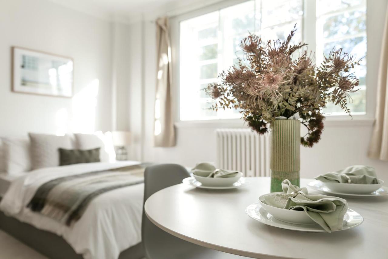 Beautifully Presented Centrally Located Studio Apartment London Eksteriør billede