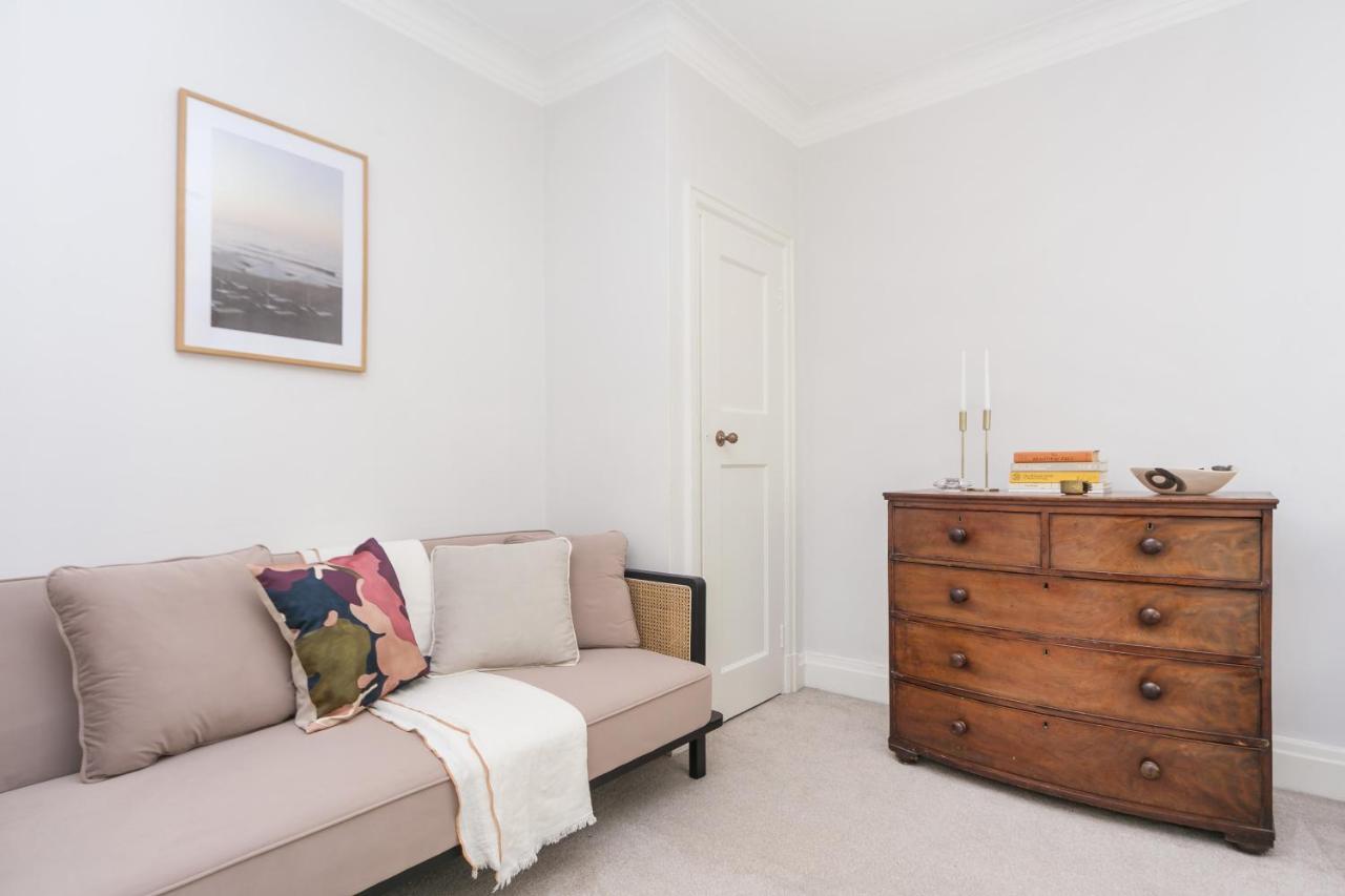 Beautifully Presented Centrally Located Studio Apartment London Eksteriør billede