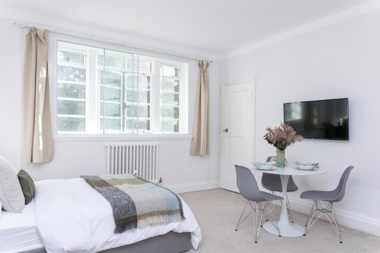 Beautifully Presented Centrally Located Studio Apartment London Eksteriør billede